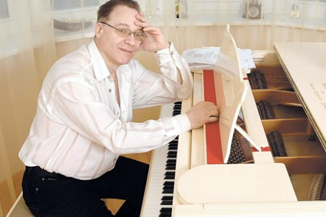 Максим Дунаевский