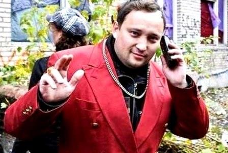 Браток в малиновом пиджаке
